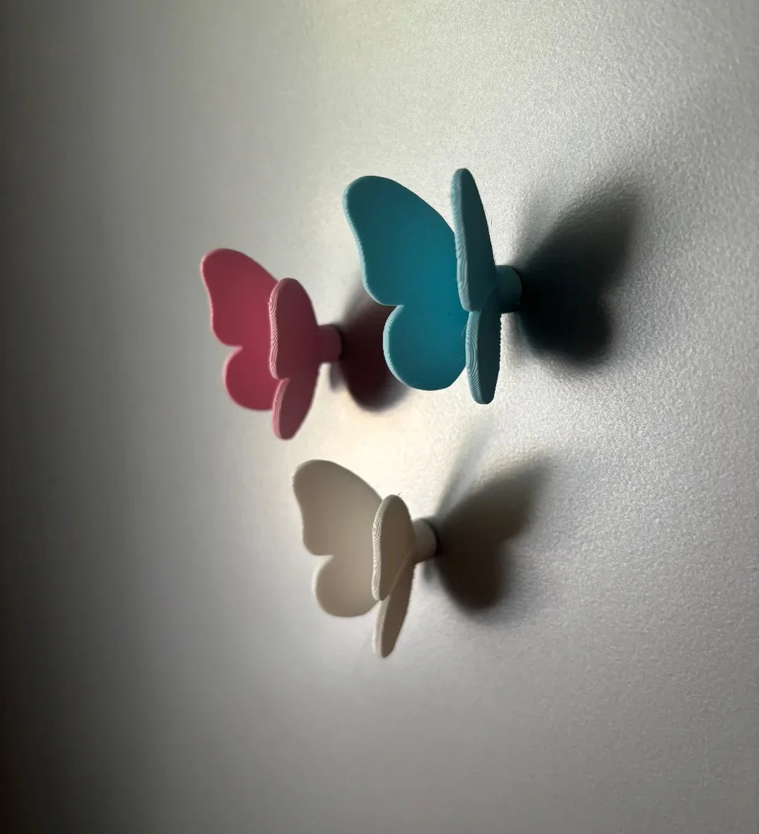 3D Baskı 3lü Kelebek Magnet Seti - Dekoratif Buzdolabı ve Metal Pano Süsü görsel 2