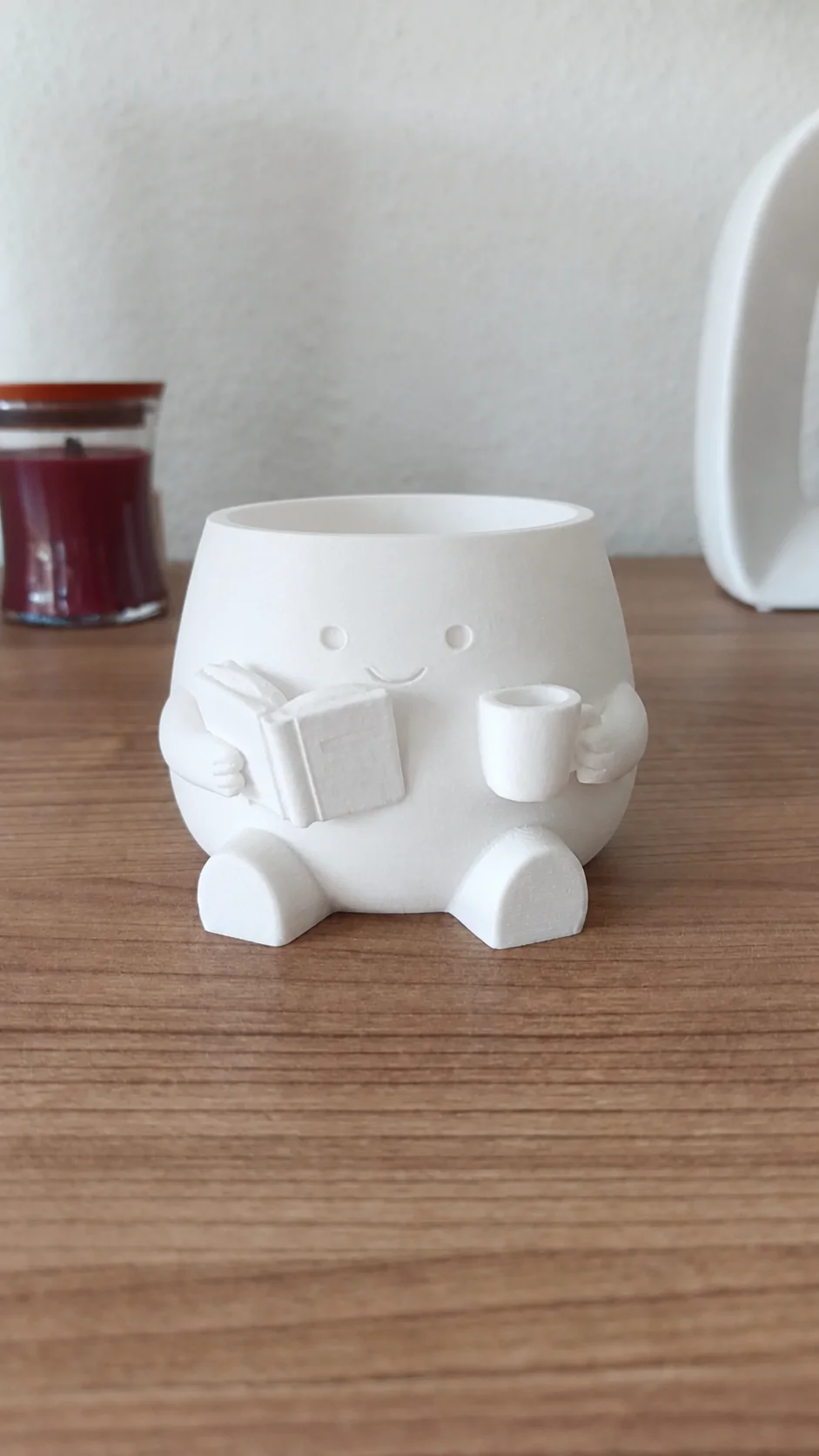 3D Baskı Kitap Okuyan Saksı - Kupa Tutan Sevimli Saksı-Beyaz görsel 2