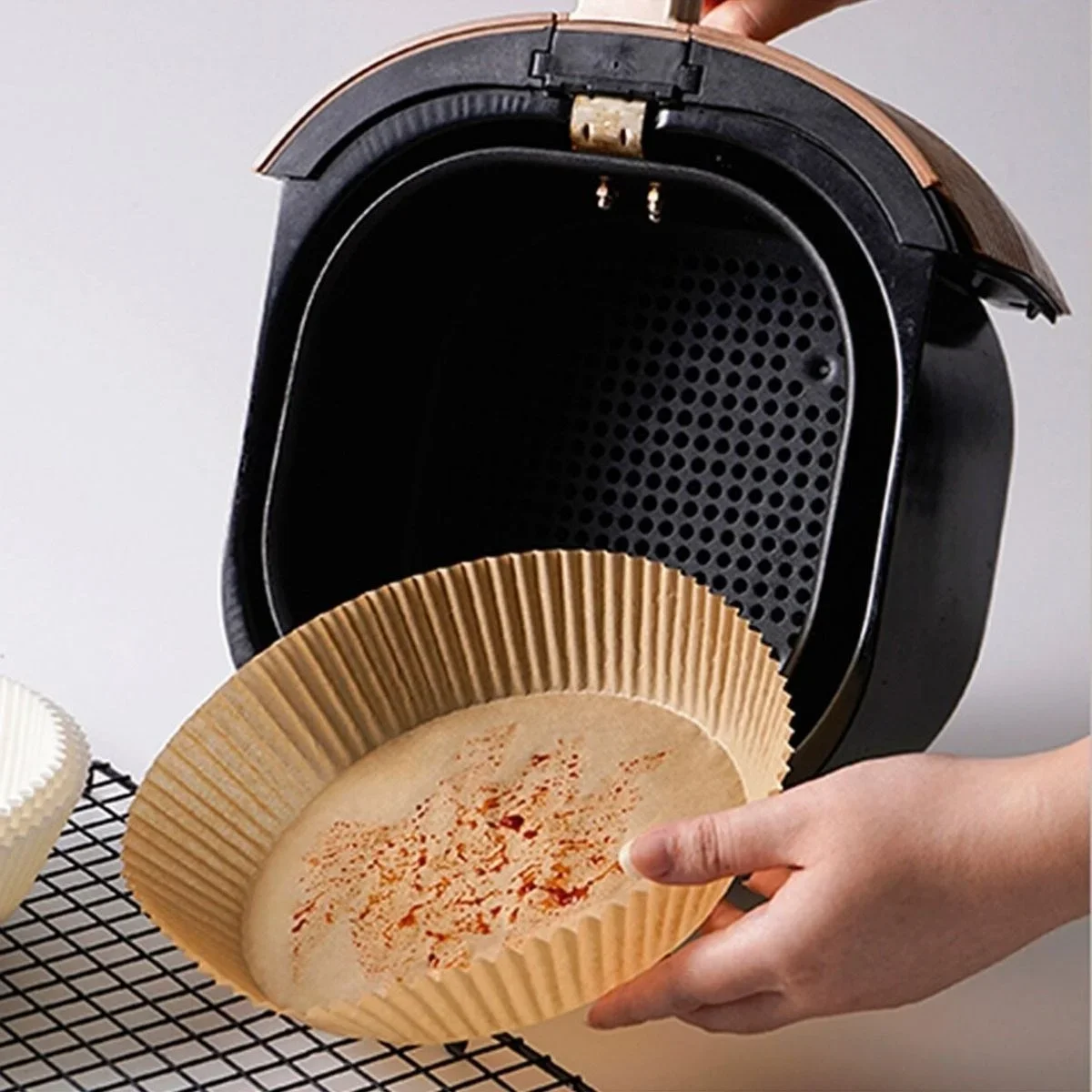 100 Adet Air Fryer Pişirme Kağıdı Tek Kullanımlık Yağlı Kağıdı Yuvarlak Tabak Model görsel 8