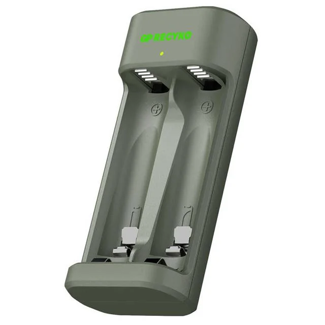 Gp Recyko E221 Usb 2’li AA - AAA Pil Şarj Cihazı (GPACSE221004 GPE221R21-2GTLB1)