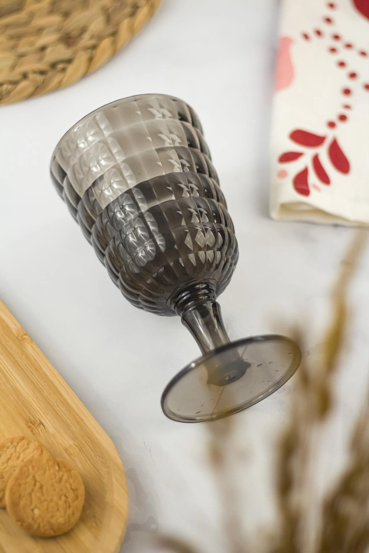 Allegra Füme 6’lı Kadeh Bardak Seti 750 ml Akrilik Malzeme - Cam Değildir Kırılmaya Dayanıklı görsel 3