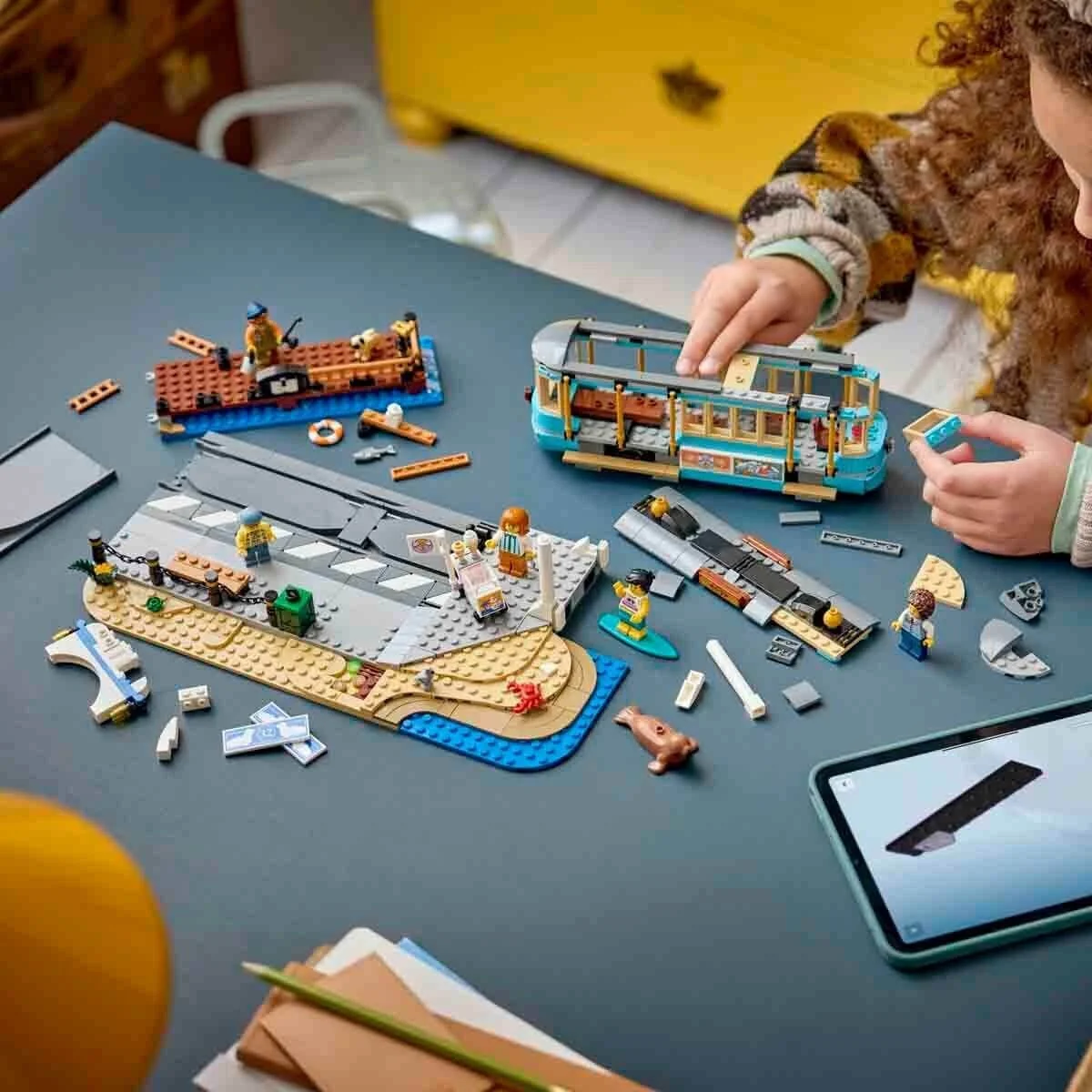 60506 Lego City Klasik Plaj Tramvayı 693 parça +7 yaş görsel 5