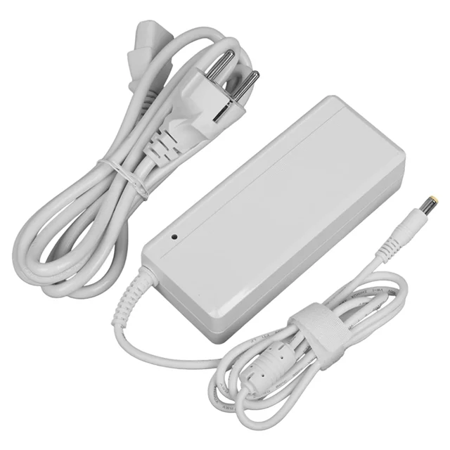 YQ-1201F-190-05000 Beyaz 19 Volt 4.7 Amper 5.5*2.5 Mm Uçlu Plastik Kasa Masaüstü Tip Adaptör görsel 3