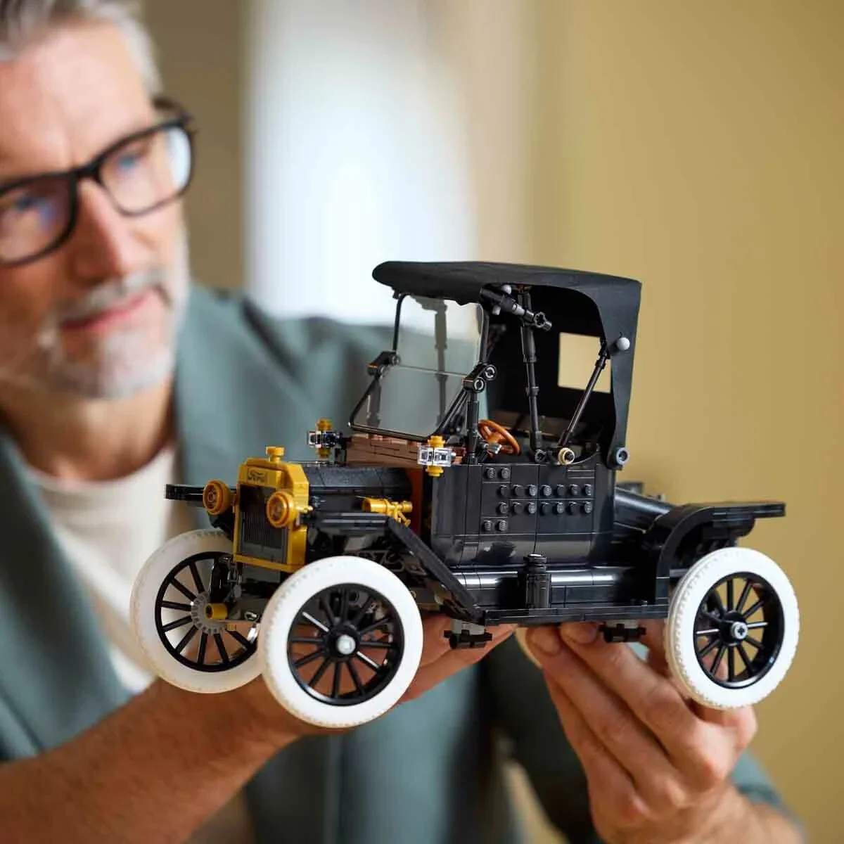 11376 Lego icons Ford Model T 1060 parça +18 yaş görsel 5