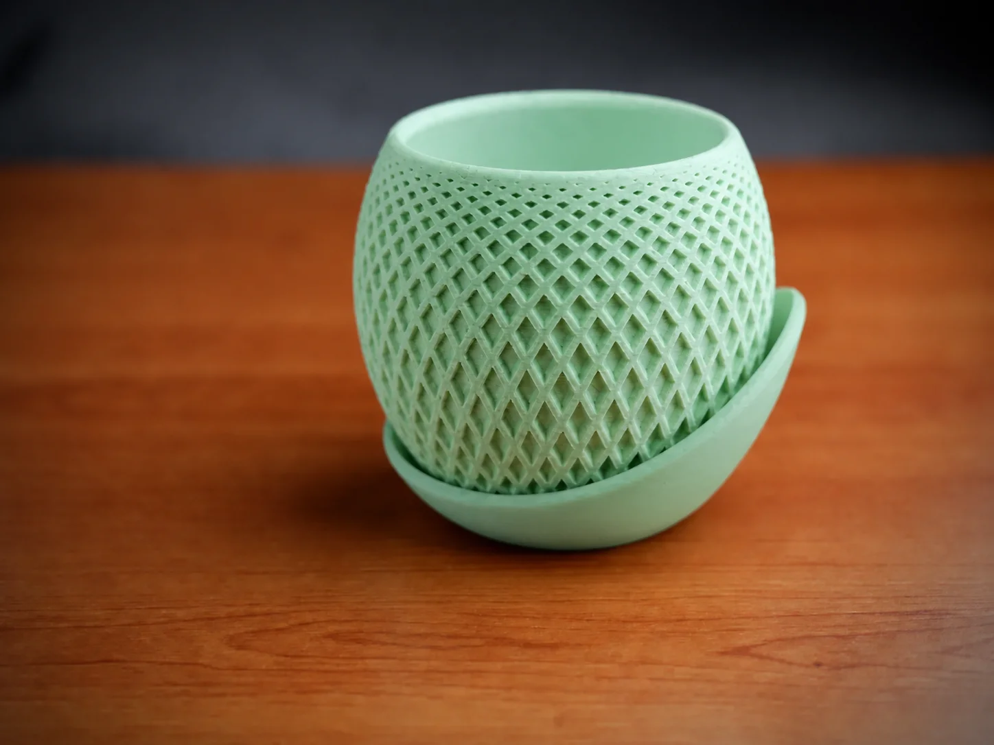 3D Baskı Küre Saksı - Kafes Dokulu İki Parçalı Dekoratif Saksı - Mint-Mint