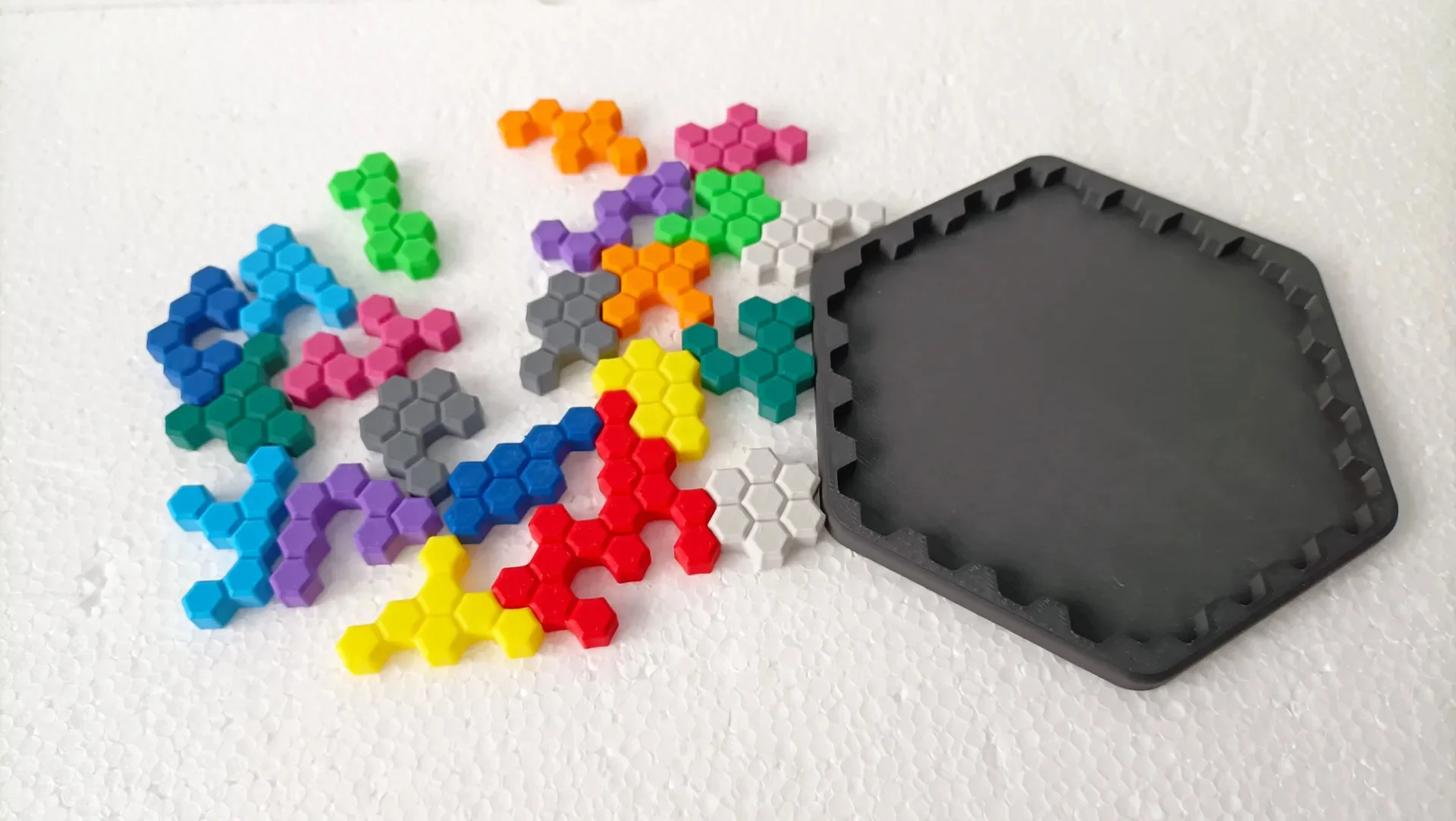 3D Baskı Montessori Altıgen Puzzle - Eğitici Petek Zekâ ve Mantık Oyunu görsel 3