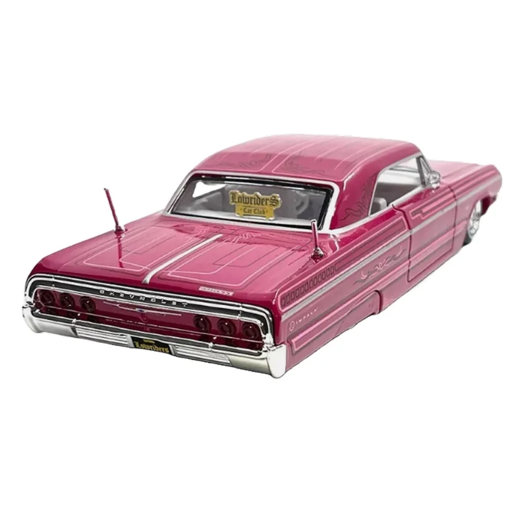Maisto 1/26 1964 Chevrolet Impala SS 32547 görsel 3