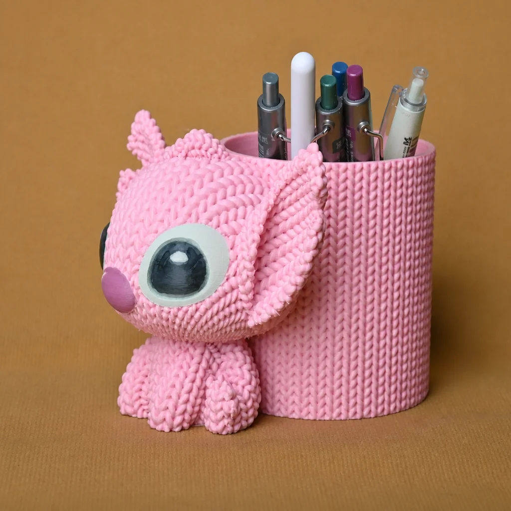 3D Baskı Knitted Kalemlik - Sevimli Karakterli Masaüstü Kalem Organizeri-Pembe görsel 3