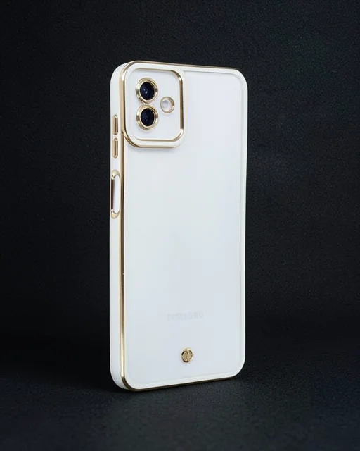 Samsung Galaxy A04 Kılıf Liva Lens Silikon - Beyaz