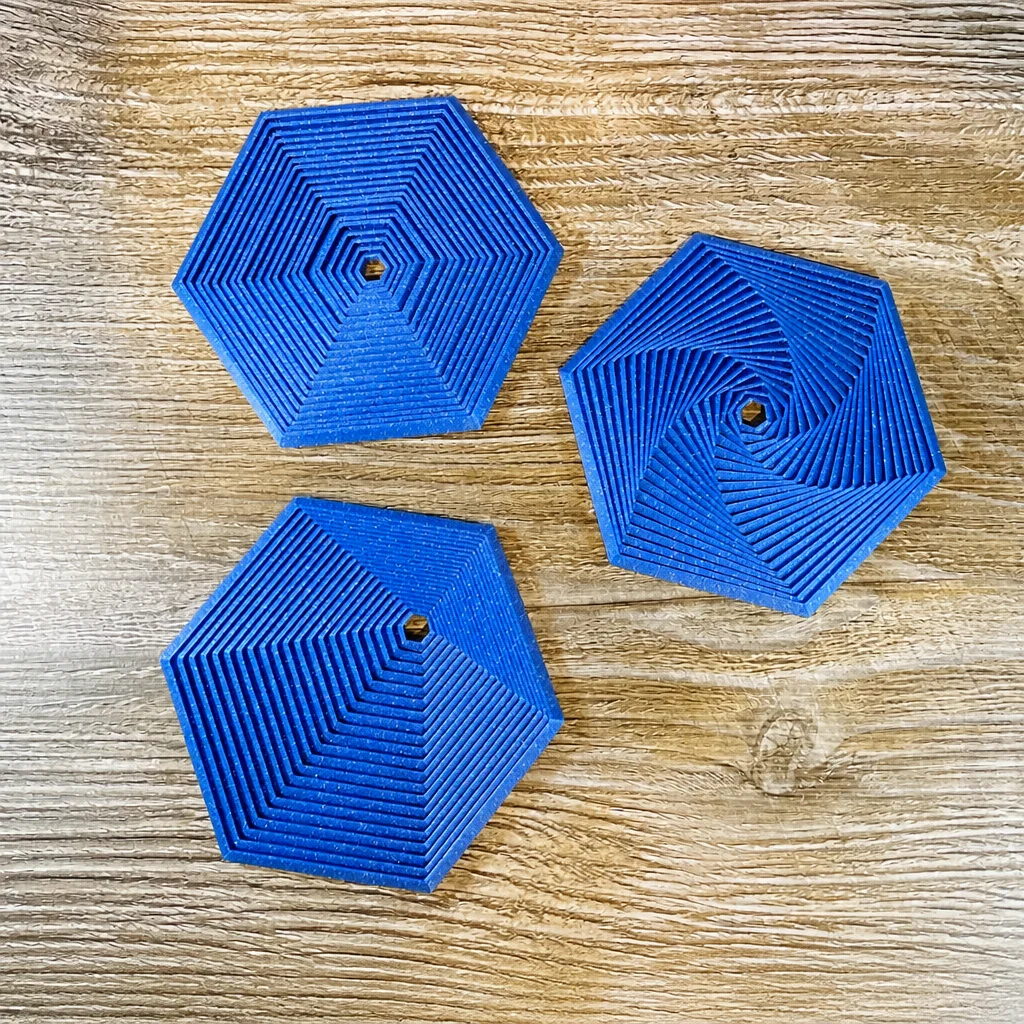 3D Baskı Super Fidget Coaster Seti - Altıgen Desenli Bardak Altlığı ve Tutucu-Mavi görsel 2