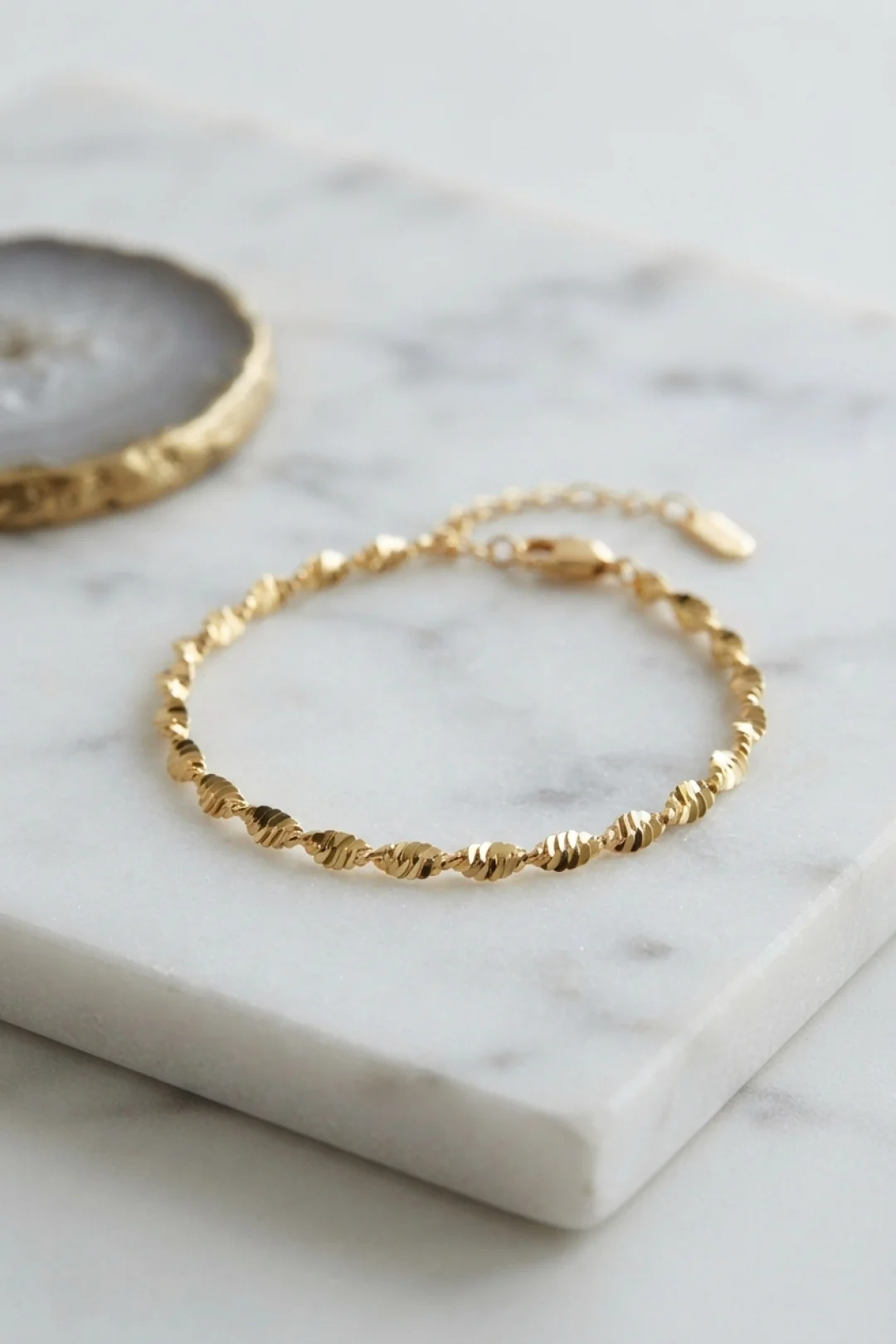 CM Gold Renk Burgu Yılan Zincir Model Kadın Bileklik