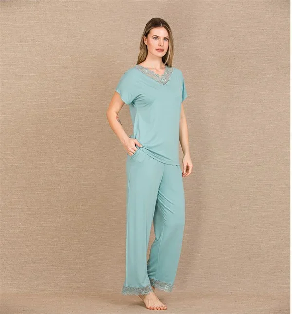 Viskon Şık Tasarım Dantel İşlemeli Mint Yeşil Kısa Kol Pijama Takımı görseli
