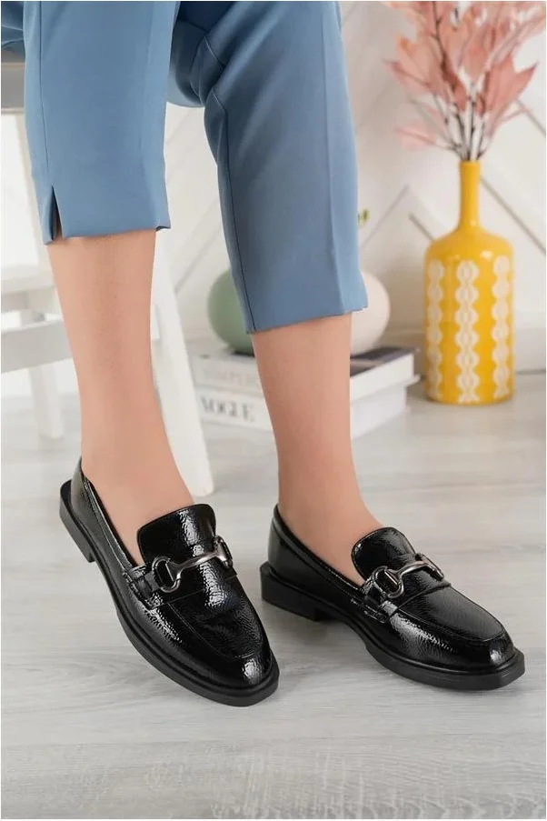 Kadın Loafer Tokalı Ayakkabı Ayakkabı Topuklu Taban Kalın Casual Günlük Deri Zincir görsel 3