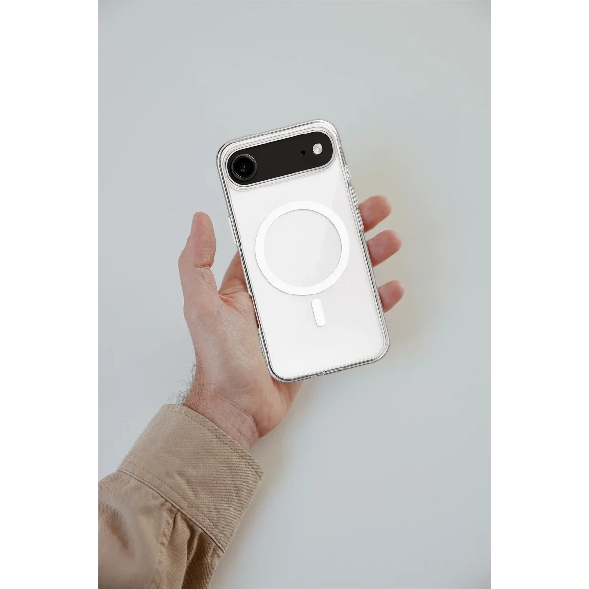 Apple iPhone 17 Air Kılıf Magneticsafe Şeffaf Silikon - Şeffaf görsel 4
