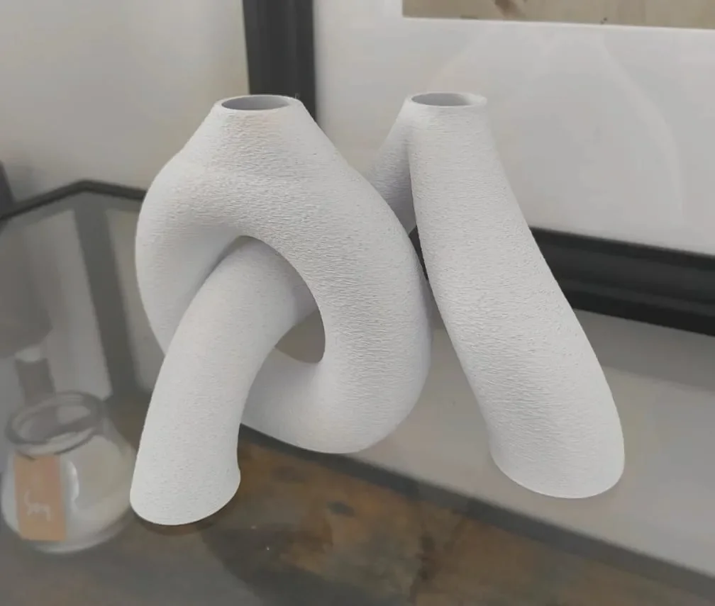 3D Baskı Interlocking Vazo - İç İçe Geçen Dekoratif Vazo-Bej görsel 3