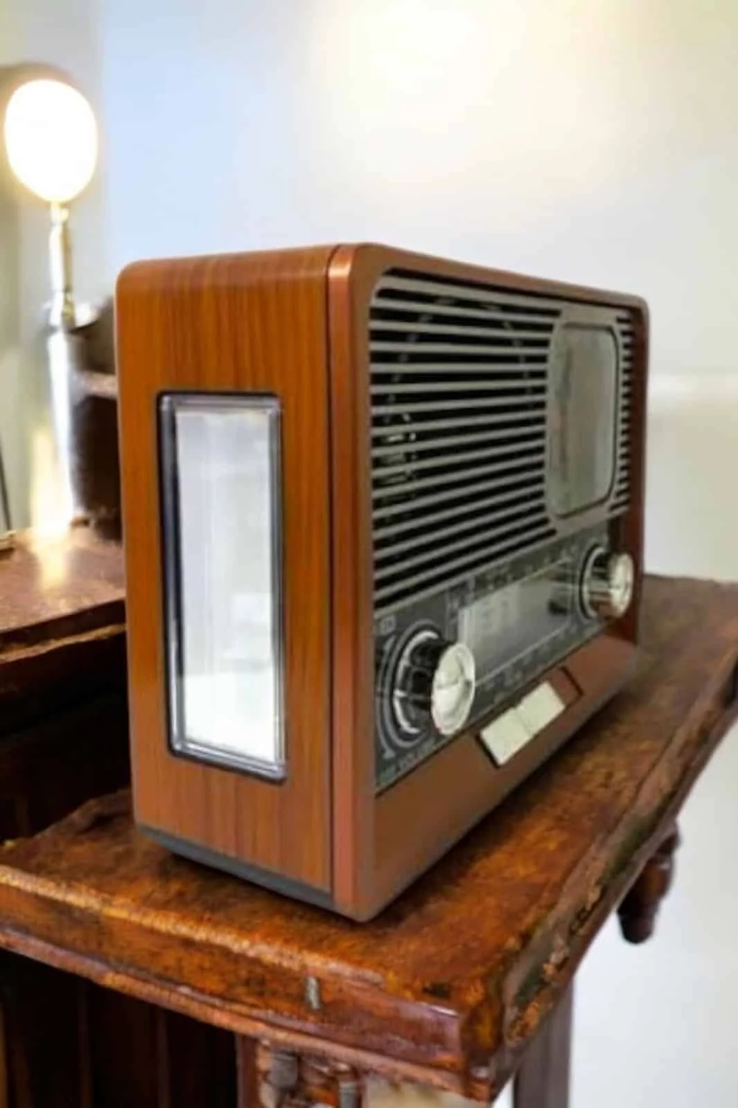 Ahşap Görünümlü Retro Bluetooth Radyo USB,AUX Ve SD Kart Girişli görsel 4