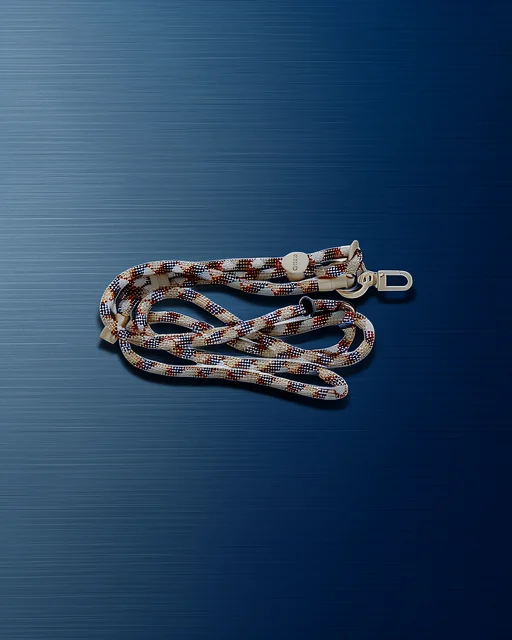 Onegif Je Desenli Boyun Askısı - Kahverengi
