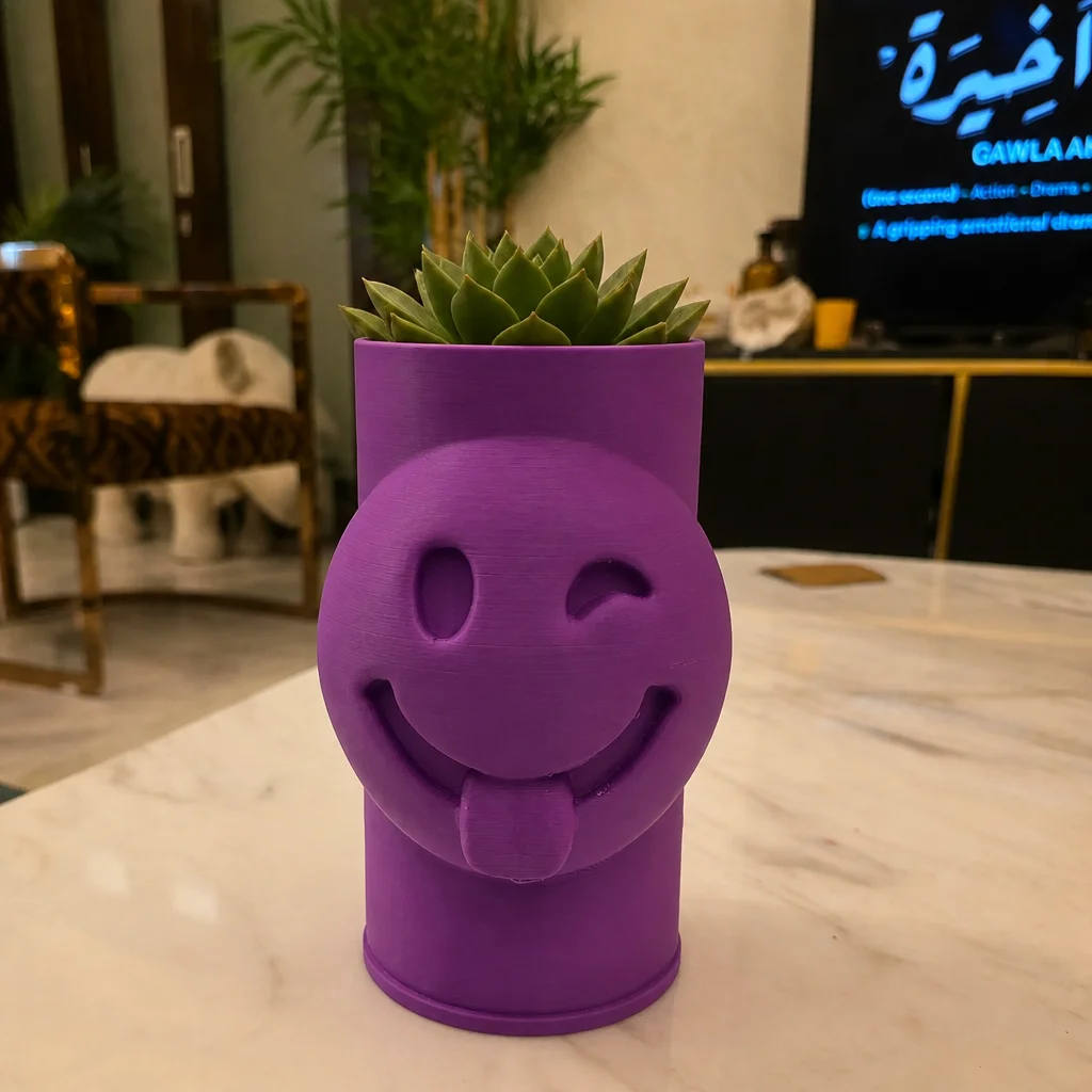 3D Baskı Emoji Planter - Göz Kırpan Yüzlü Sukulent Saksısı-Mor görsel 2