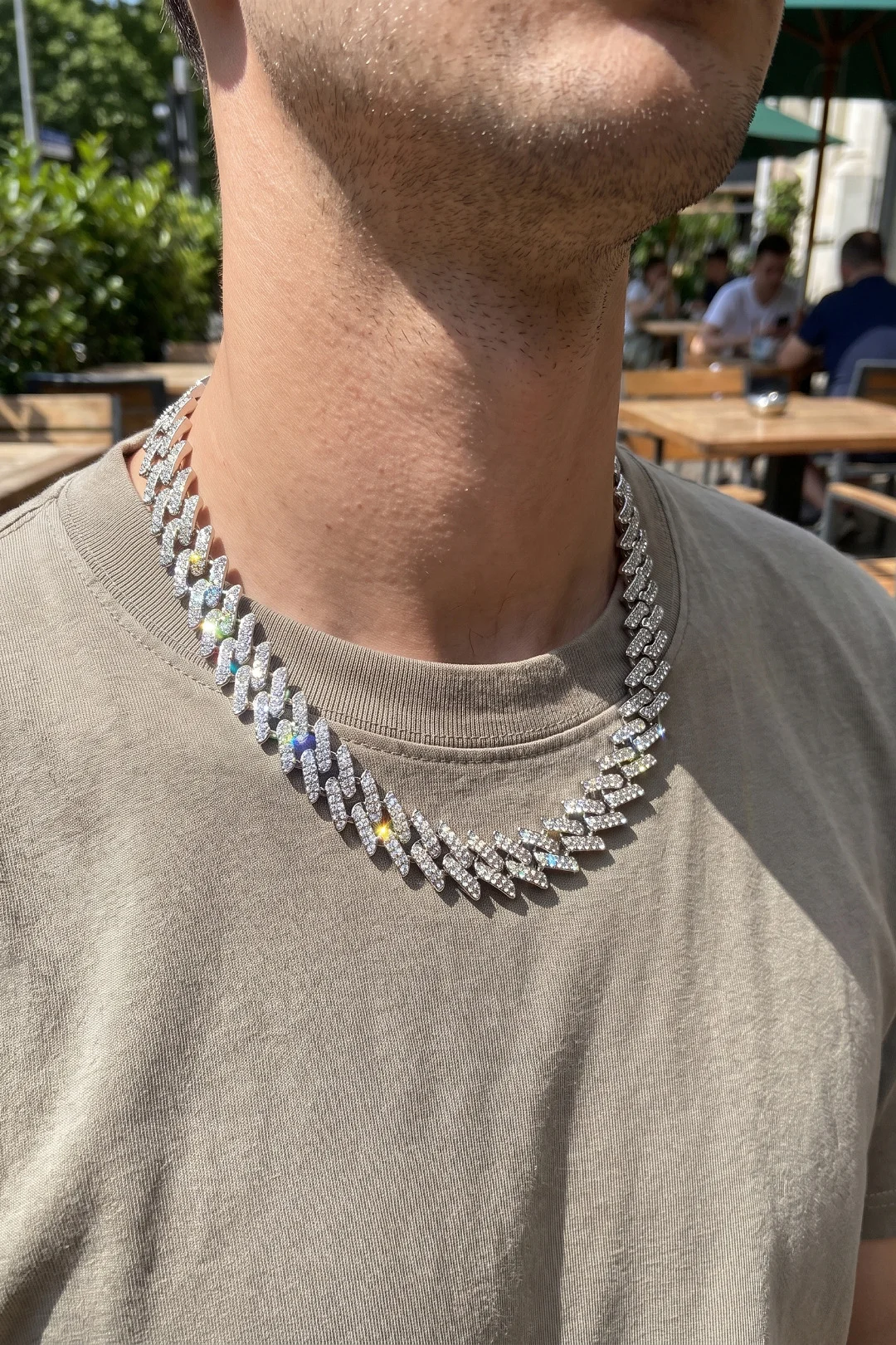Gümüş Renk Zirkon Taşlı Cuba Zincir Model Erkek Kolye görsel 2