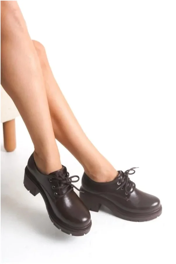 Kadın Rugan Loafer Kırışık Ayakkabı Ayakkabı Bağcıklı Tabanlı Yüksek Casual Dengeli