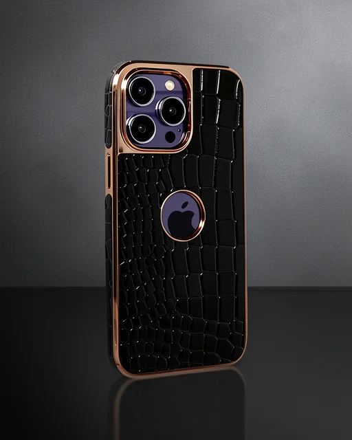 Apple İphone 14 Pro Kılıf Snake Kapak - Siyah