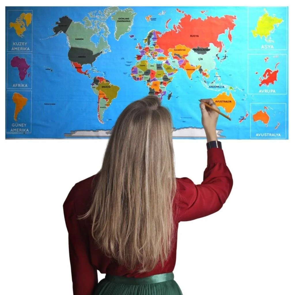 Renkli Atlas Dünya Haritası Manyetik Yapıştırıcı Gerektirmeyen Duvar Stickerı 118 CM * 56 CM (adet fiyatıdır) görsel 2