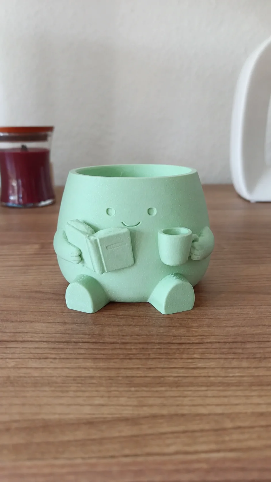 3D Baskı Kitap Okuyan Saksı - Kupa Tutan Sevimli Saksı-Mint görsel 2