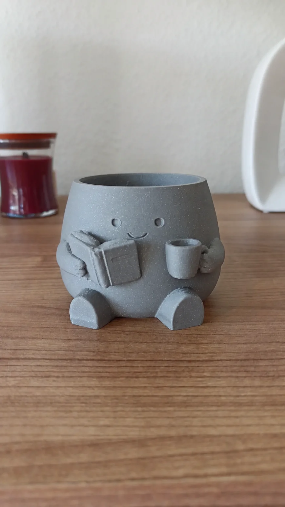 3D Baskı Kitap Okuyan Saksı - Kupa Tutan Sevimli Saksı-Gri görsel 2