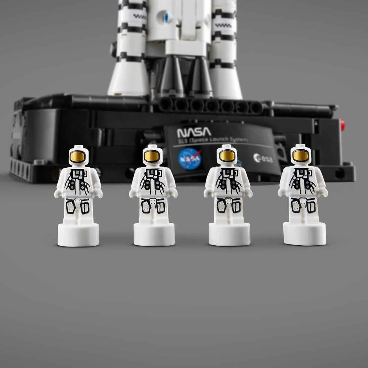 42221 Lego Technic NASA Artemis Uzay Fırlatma Sistemi Roketi 632 parça +9 yaş görsel 4