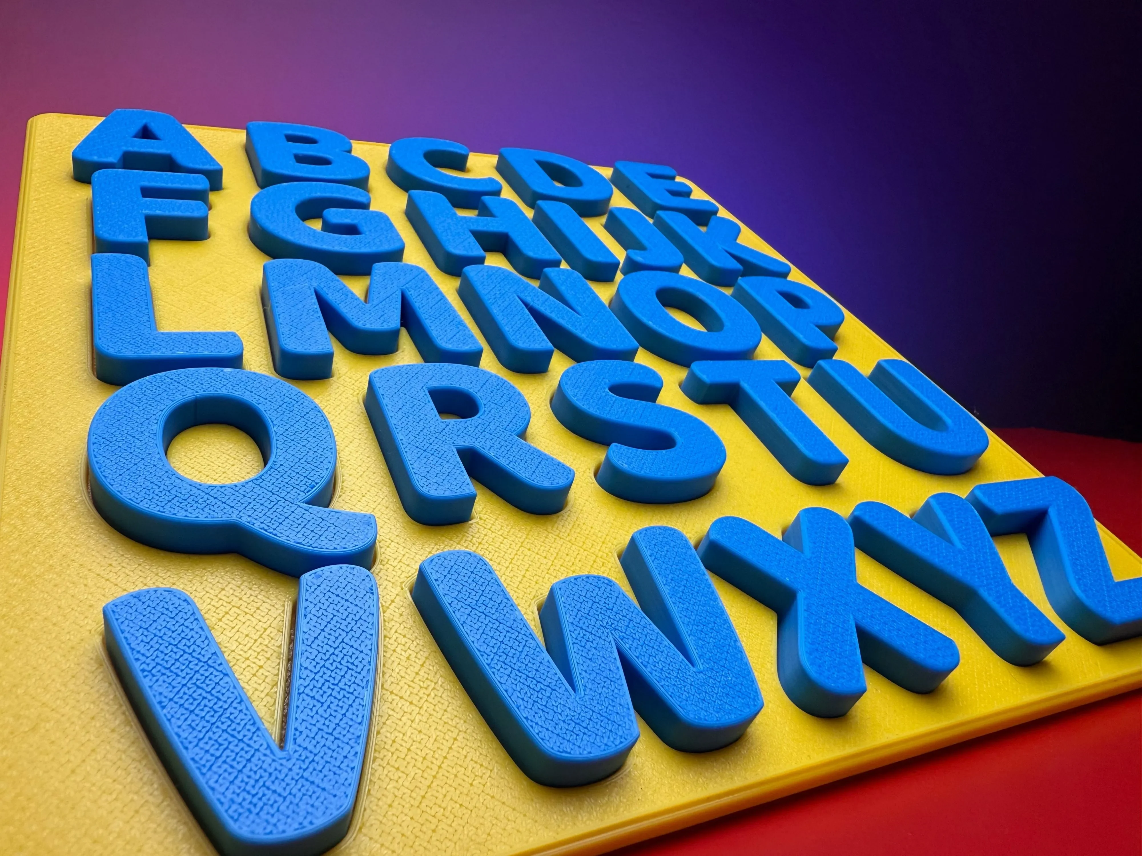 3D Baskı A-Z Büyük Harf Alfabe Puzzle - 26 Parçalı Eğitim Seti görsel 2