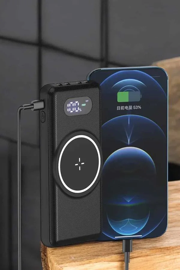 Hızlı Şarj Dijital Göstergeli Powerbankli Çoklu Şarj Özelliği görsel 3