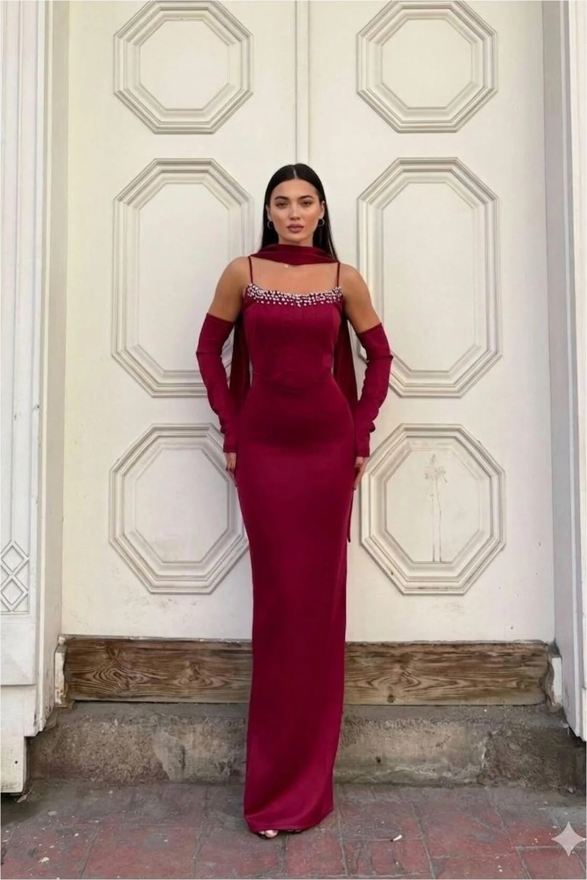 Kadın Modern Stil Scuba Esnek Kumaş Straplez Balık Kesim Abiye Elbise görsel 4