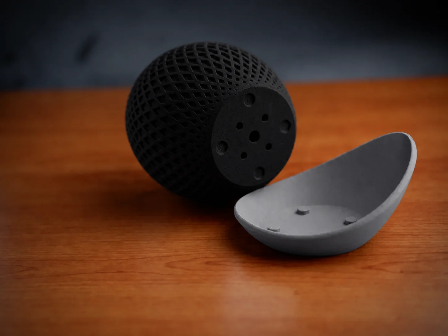 3D Baskı Küre Saksı - Kafes Dokulu İki Parçalı Dekoratif Saksı - Siyah-Gri görsel 2