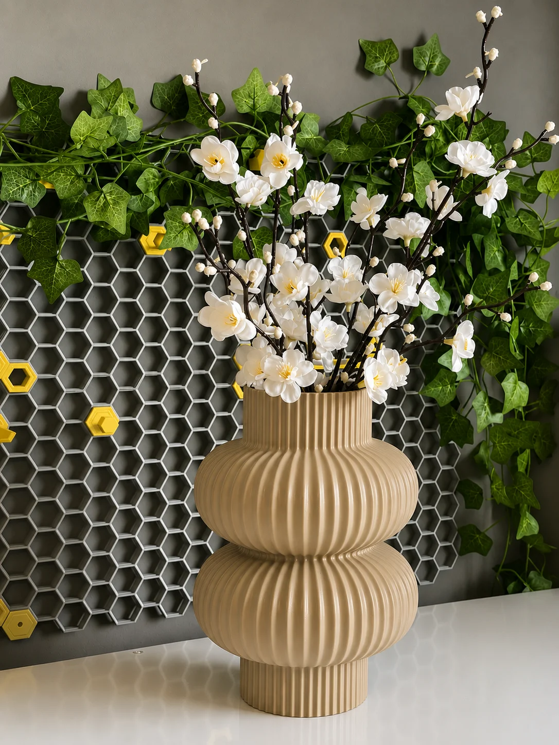 3D Baskı Modern Çift Halkalı Dekoratif Vazo - Minimal Çiçek Vazosu, Masaüstü Ev ve Ofis Dekoru-Bej