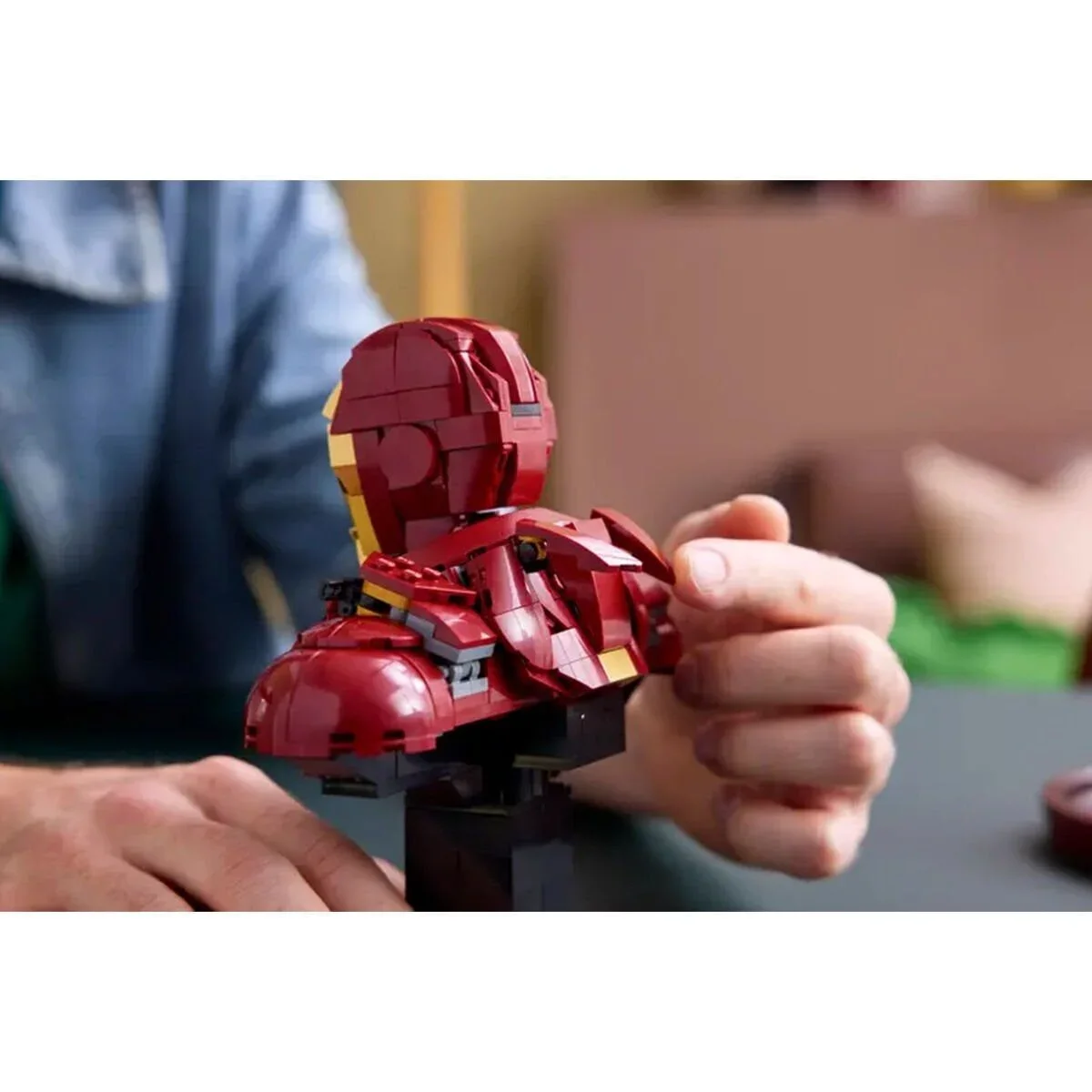 76327 Lego Marvel Iron Man MK4 Büstü 436 parça +18 yaş görsel 6