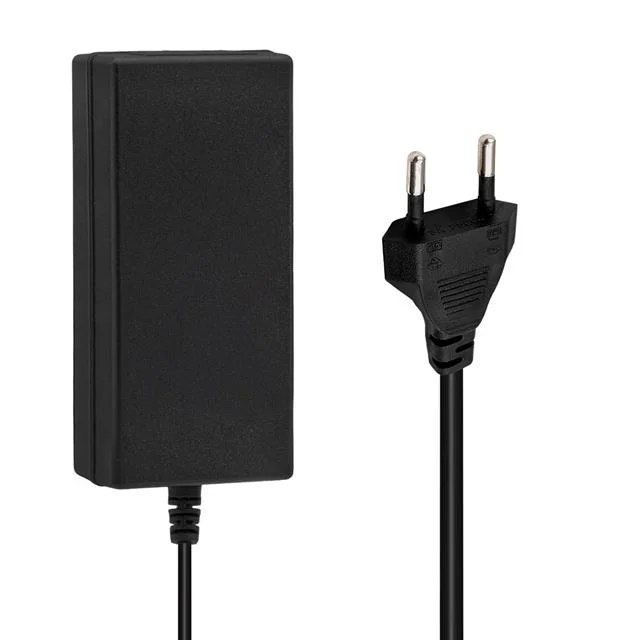 Weko 12 Volt - 5 Amper Plastik Kasa Masaüstü Adaptör 5.5*2.5 Uçlu görsel 2