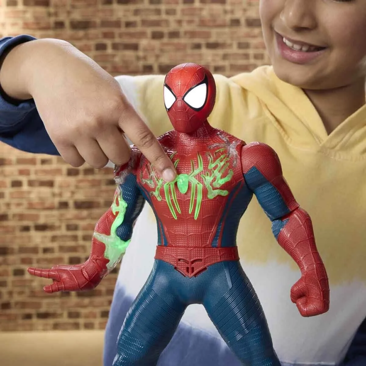 G3408 Spider-Man Aksiyon Figürü - Sesli ve Işıklı Brand New Day görsel 4
