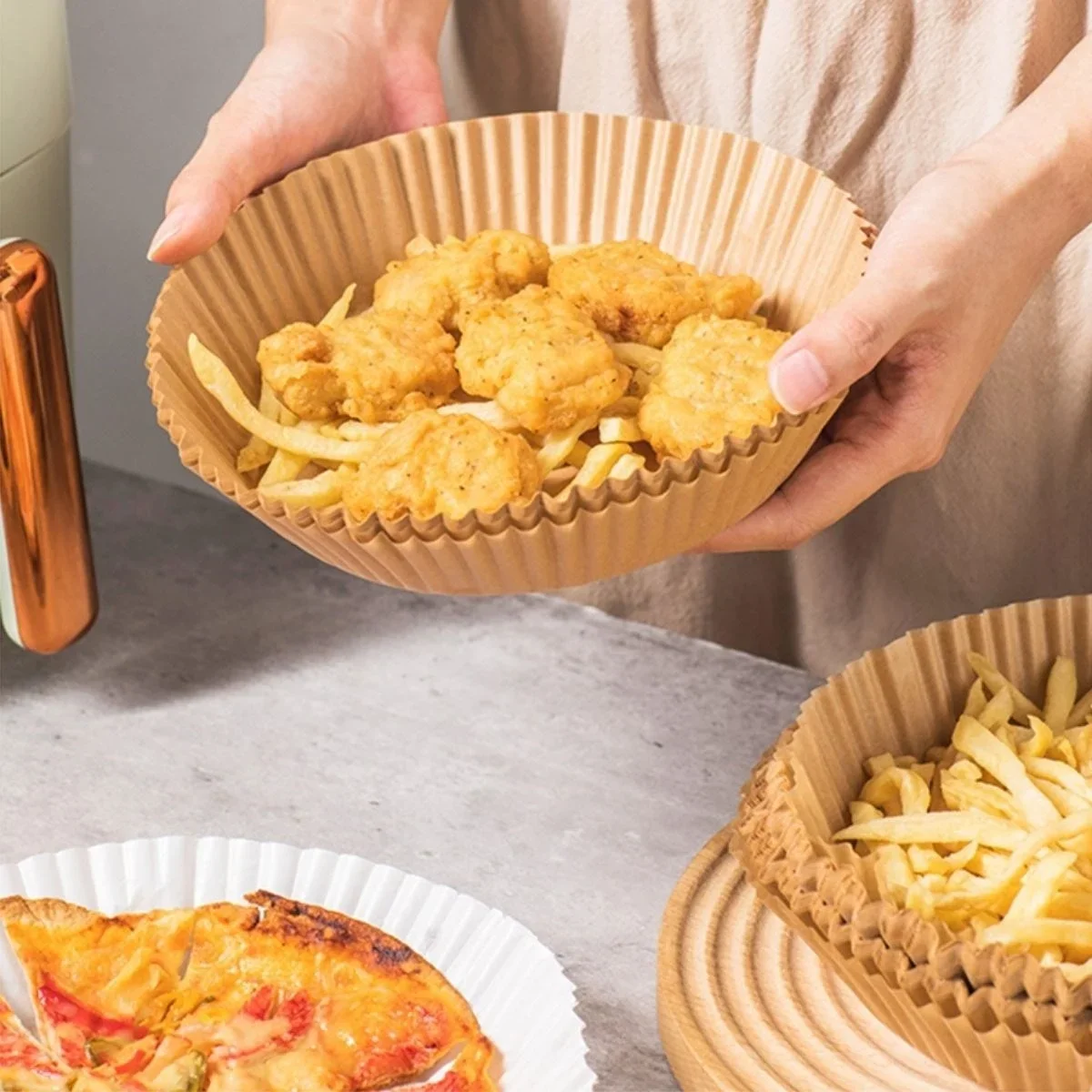 50 Adet 20 cm Air Fryer Pişirme Kağıdı Tek Kullanımlık Yağ Geçirmez Yuvarlak Tabak Model PVC görsel 5