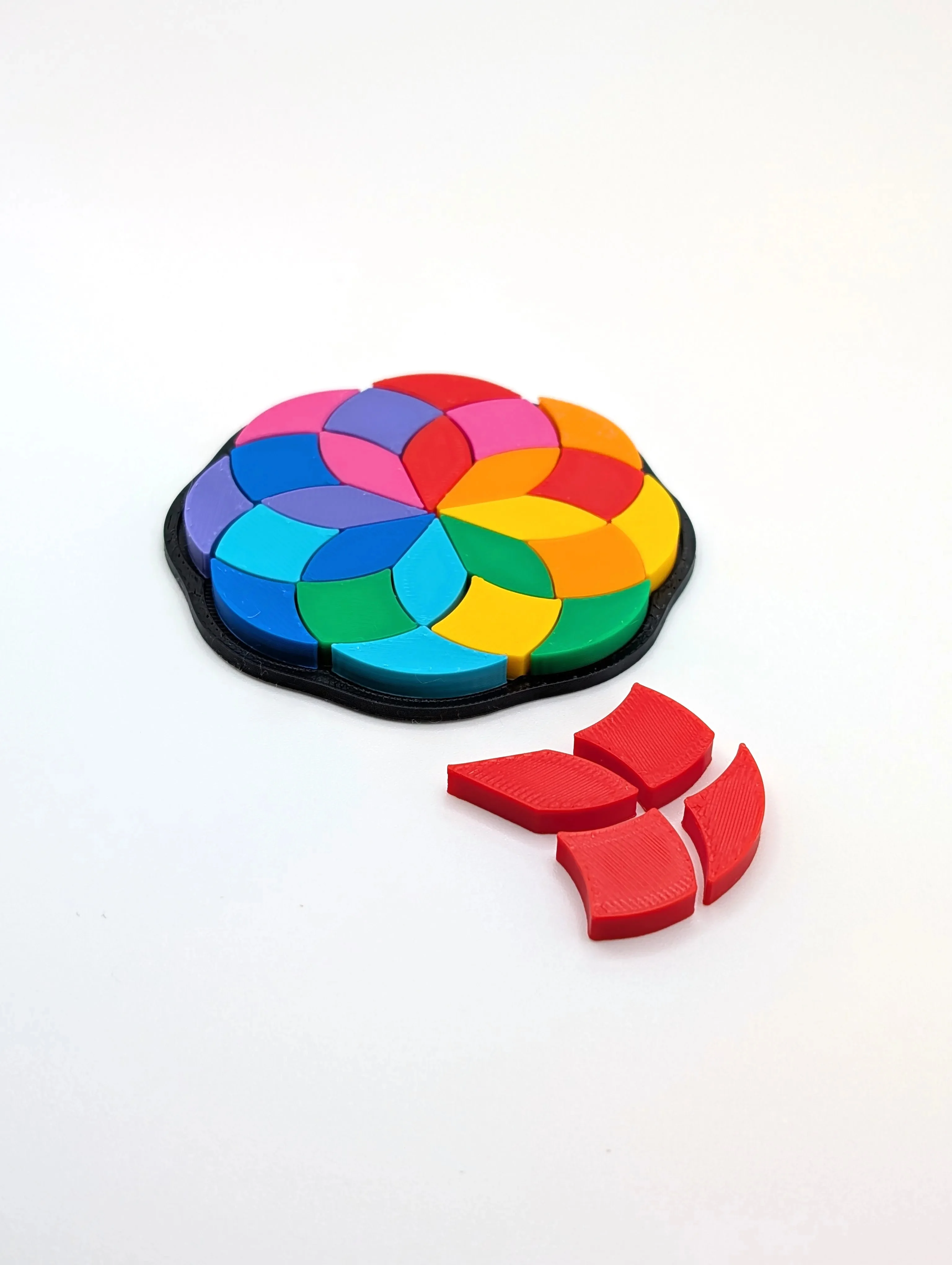 3D Baskı Gökkuşağı Mandala Rozet Puzzle Mini (7 CM) - Renkli Çiçek Deseni Yapboz, Cepte Taşınabilir Zeka Oyunu