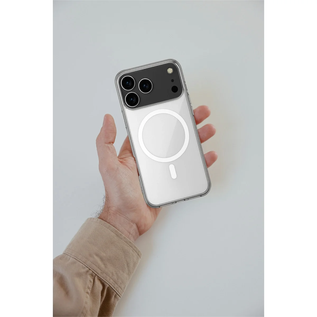 Apple İphone 17 Pro Kılıf Magneticsafe Şeffaf Silikon - Şeffaf görsel 4