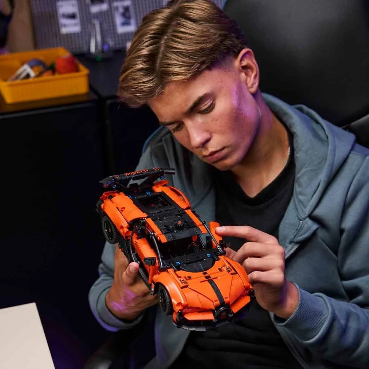 42222 Lego Technic Bugatti Chiron Pur Sport 771 parça +9 yaş görsel 7