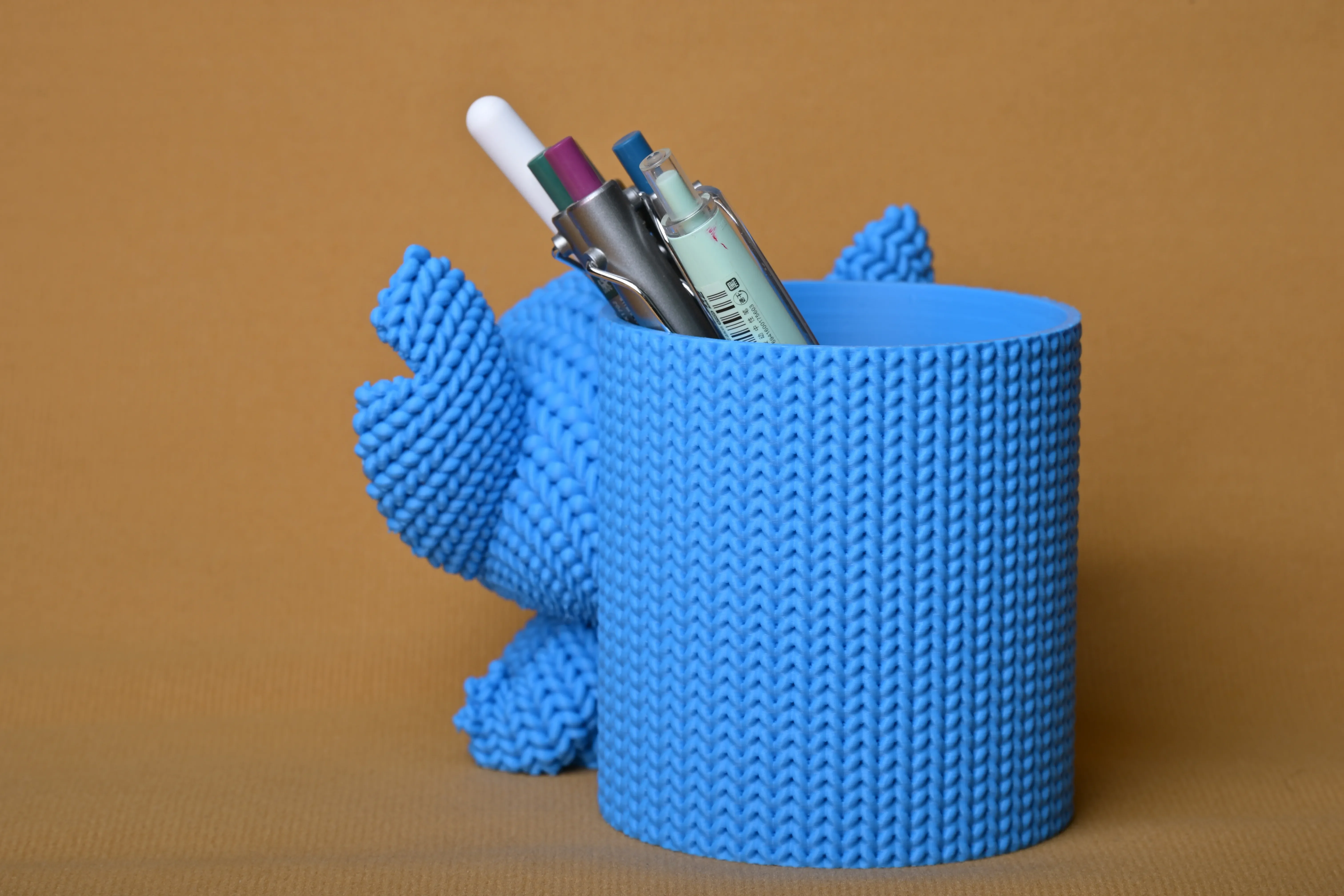 3D Baskı Knitted Kalemlik - Sevimli Karakterli Masaüstü Kalem Organizeri-Mavi görsel 2