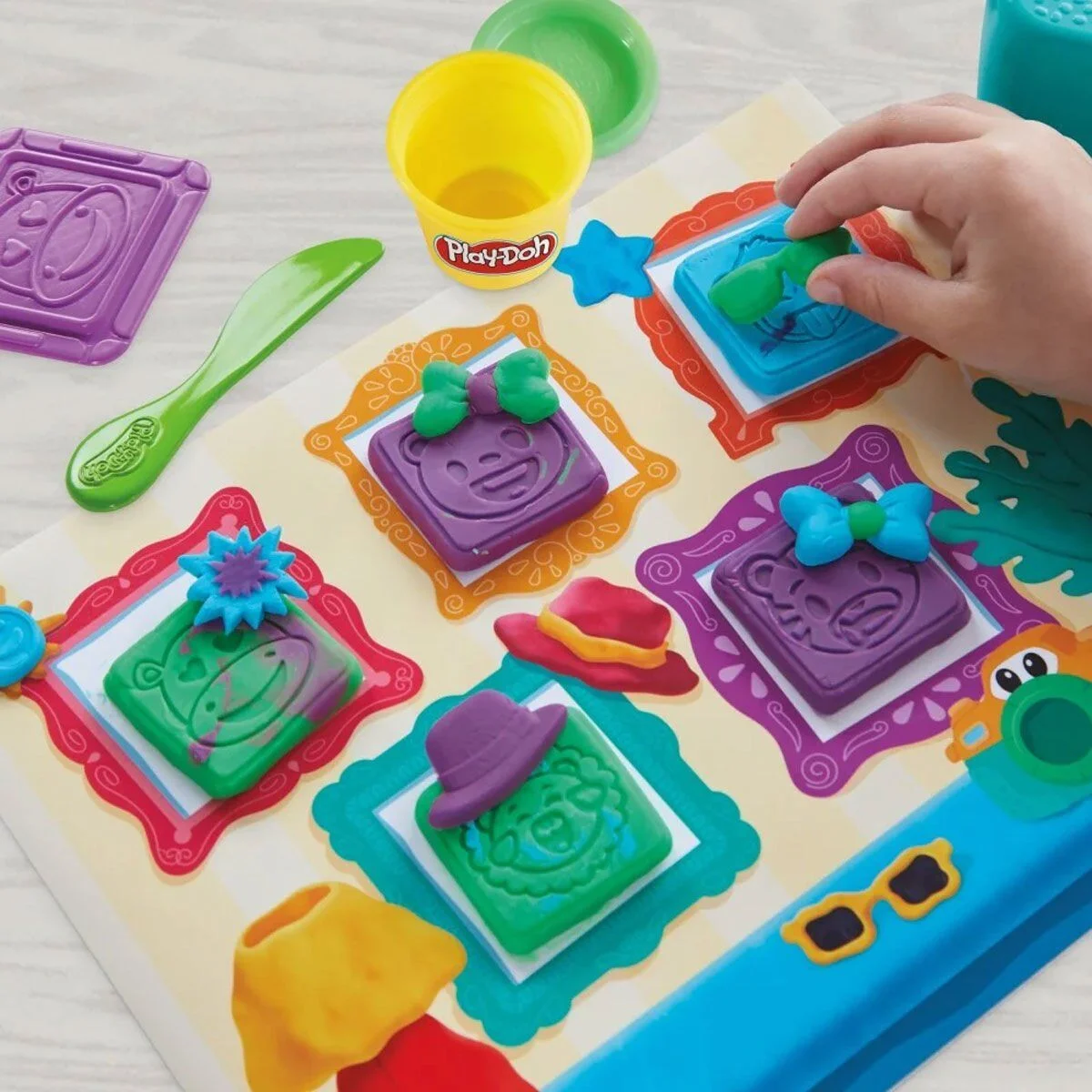 G0502 Play-Doh Eğlenceli Fotoğrafçi Başlangıç Seti+3 yaş görsel 4
