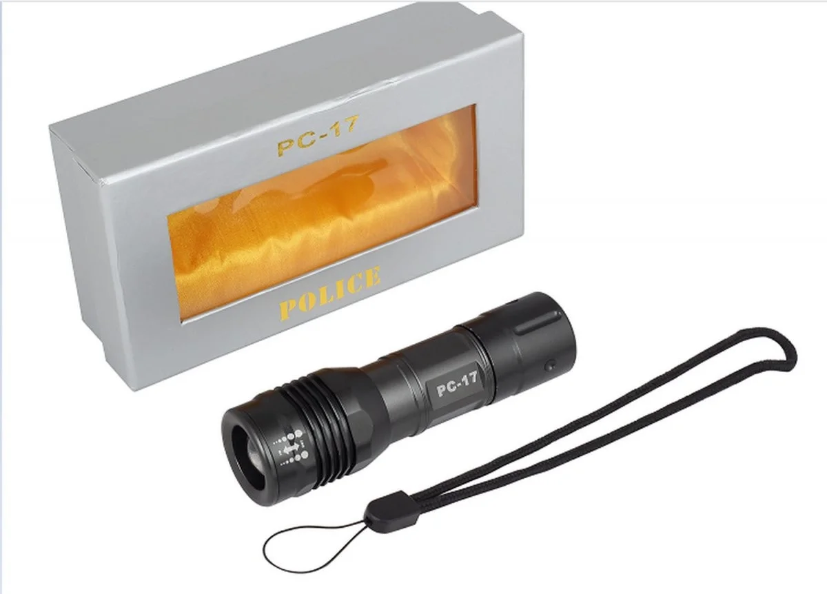 PC-17 Cree Power LED Zoomlu El Feneri 3xAAA Pilli Metal Kasa görsel 2