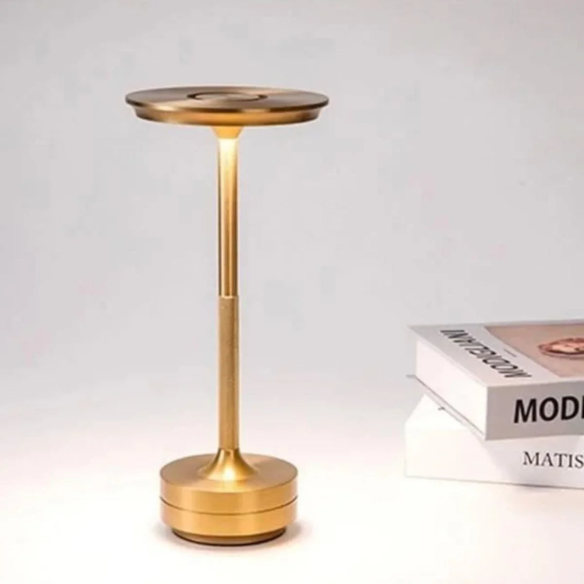 Eskitme Gold Kasa Dokunmatik Şarjlı Masa Lambası – 3 Renk Işık Modlu, LED Aydınlatmalı, Modern & Dekoratif Abajur görsel 2