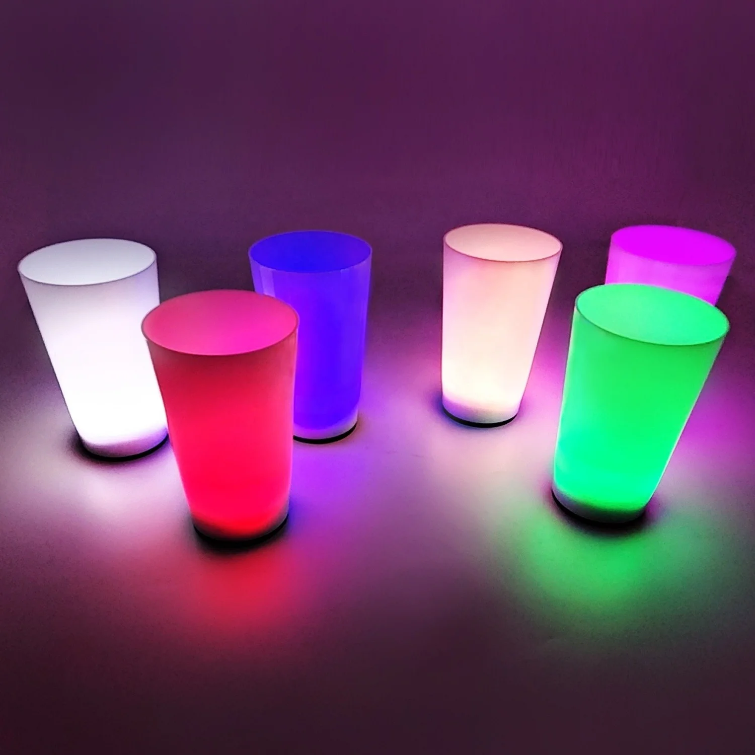 Glow Partisi Bardakları 6 Renk 6 Adet 1.5 oz 4.5 x 6.5 cm görsel 2