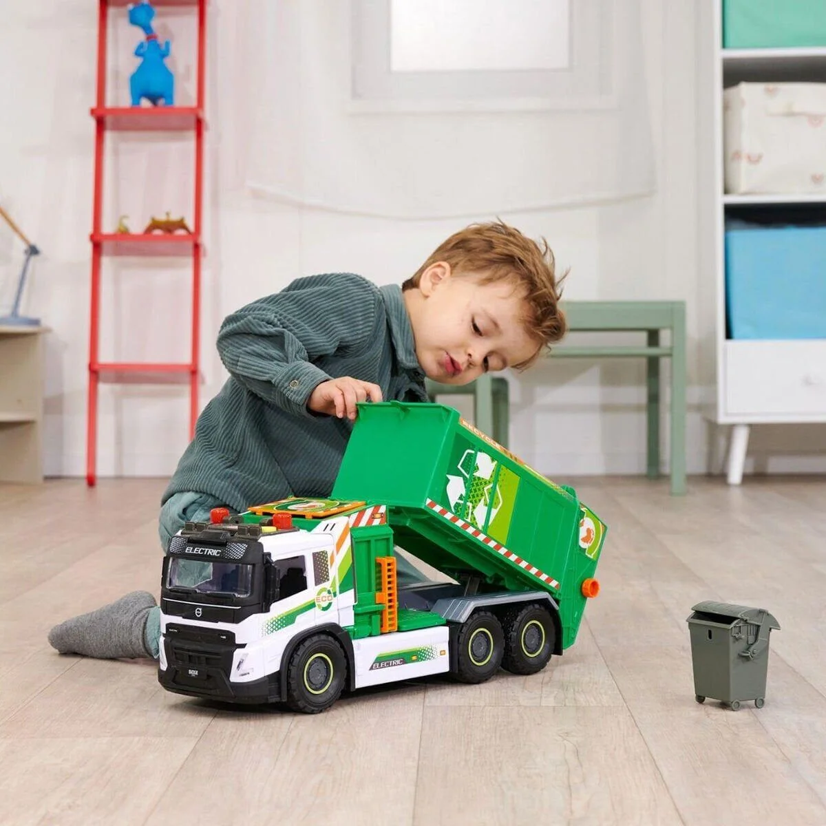203749040 Giant Garbage Truck görsel 7
