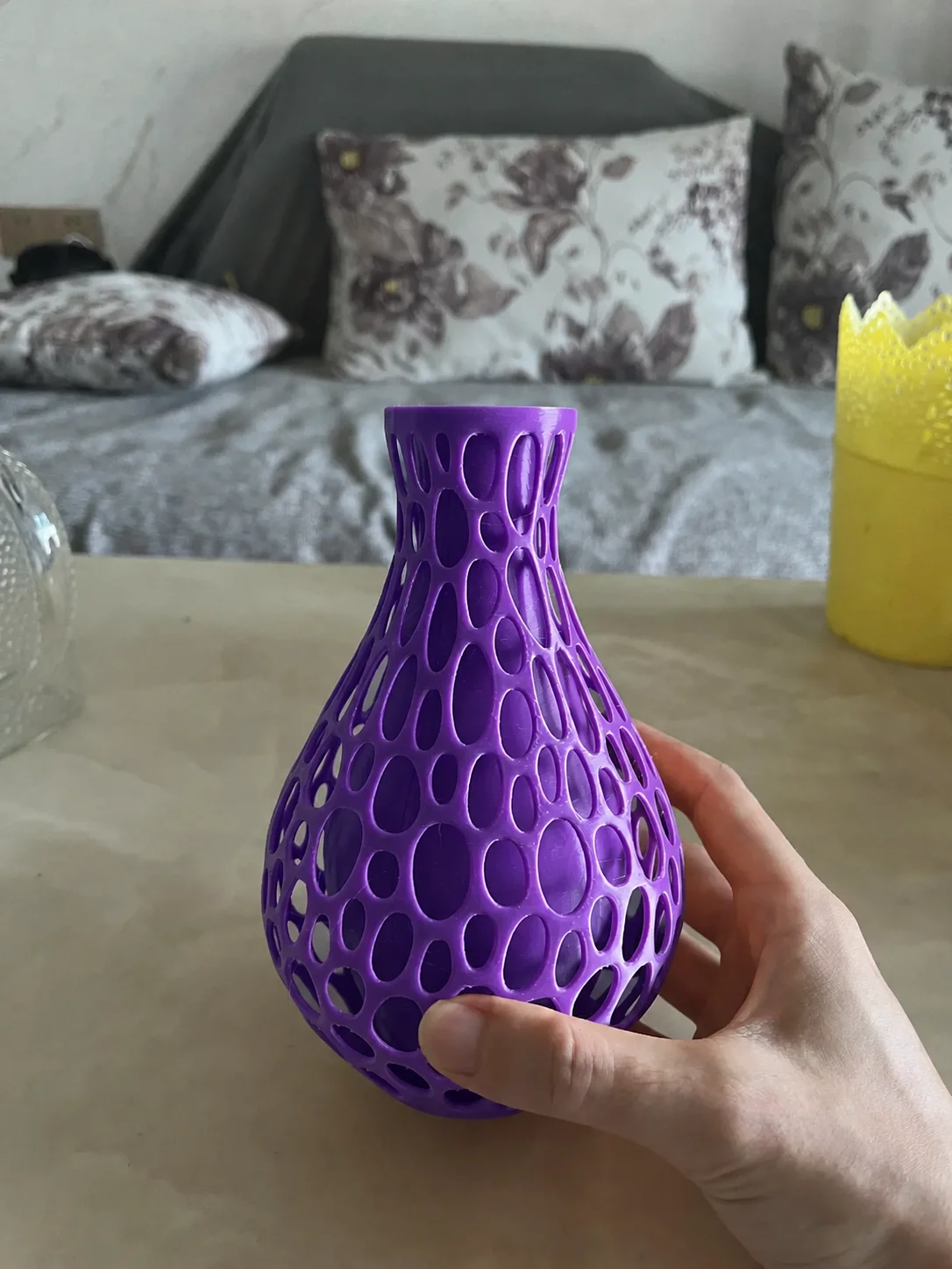 3D Baskı Petek Dokulu Vazo - Delikli Dekoratif Vazo-Mor görsel 2