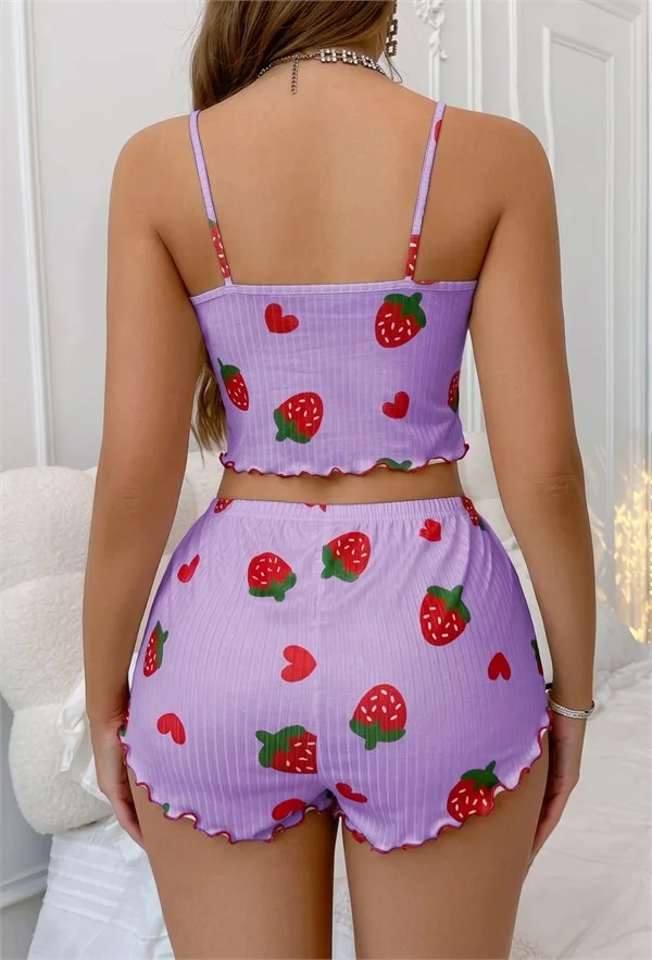 Yumuşak Dokulu Lila Çilek ve Kalp Desenli Fırfırlı İp Askılı Crop Şortlu Fitilli Pijama Takımı görsel 4