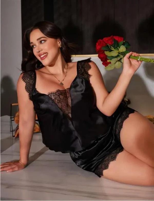 Büyük Beden Siyah Omuz Dantel İşlemeli Saten Şortlu Takım görsel 2